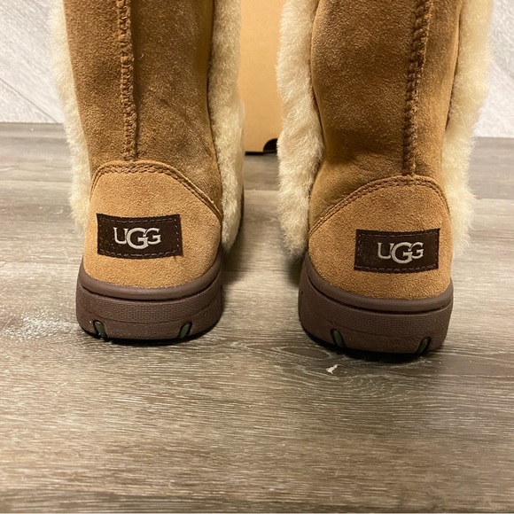 UGG | Sunburst Extra Tall Boots In Chestnut Suede Shearling NEW - Picture 11 of 14